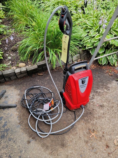 Husky 1550 Powerwasher