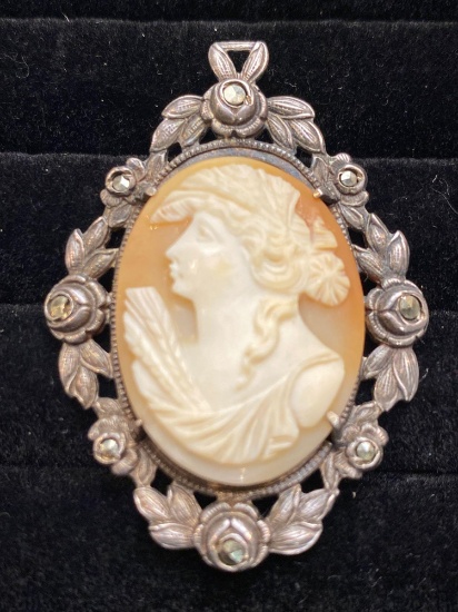 Sterling Silver Cameo Pendent