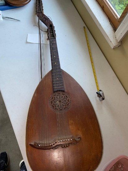Early string instrument