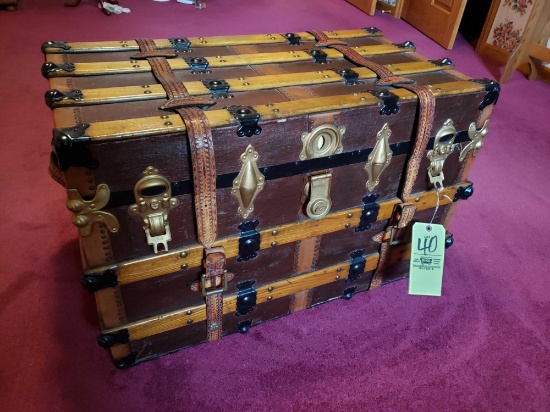Steamer trunk in good condition with insert