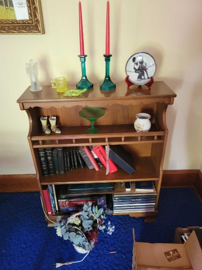 Small maple bookcase, glassware some dargenhardt, and assorted books