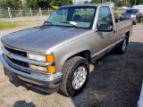 1998 Chevy 1500 Silverado K15 with 350 motor, 4 x 4, 2 extra sets of rims with tires, Tonneau cover,
