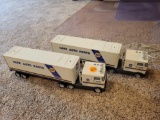 Pair of Nylint semis with lights and sounds