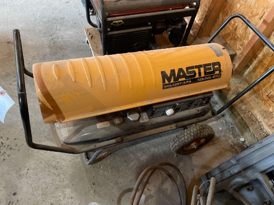 Master 125,000 BTU Torpedo heater