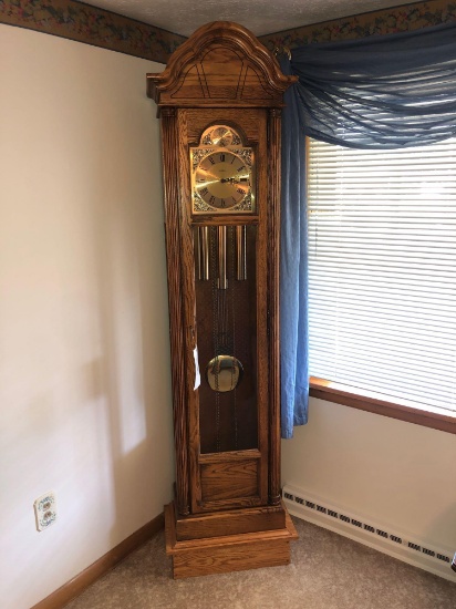 Howard Miller Grandfathers Clock with Key