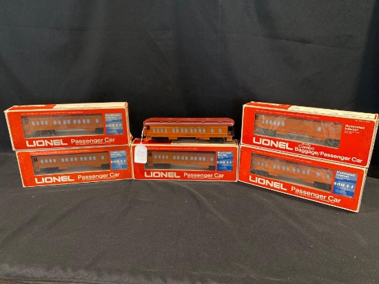 Lionel The Milwaukee Road passenger cars