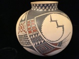 Ivone Olivis signed Acoma Pueblo pot, 7