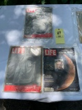 10 and 20 Cent Life Magazines, Off to the Moon Special Issue