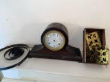 New Haven mantle clock w/ its parts. Needs restored.