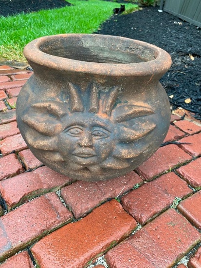 pottery sun face planter