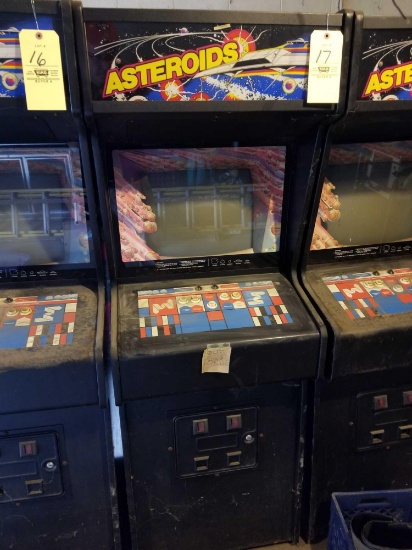 Atari Asteroids arcade machine, no key