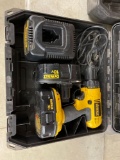 DeWalt 18v cordless drill 2 batteries