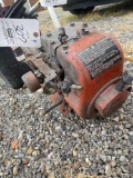 Small gas engine