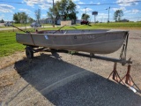 14 ft. aluminum boat with trolling motor and paddles