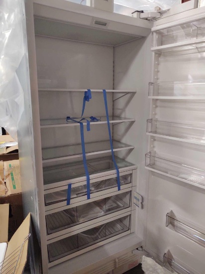 Subzero Refrigerator Model #IC36RRH