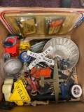 Vintage train set accessories, small toy planes