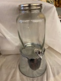 Glass beverage dispenser