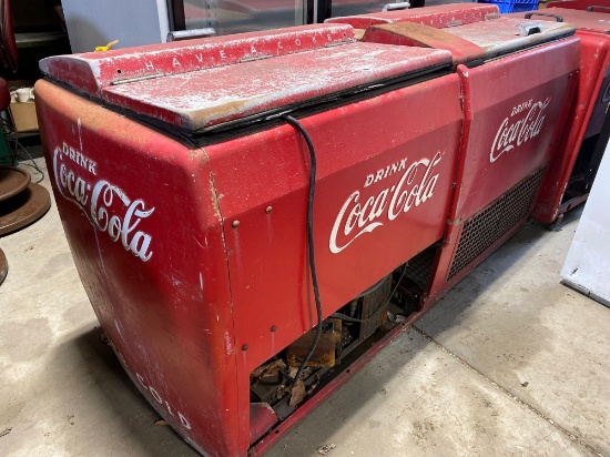 Coca Cola double reach in cooler - 4 lift top doors