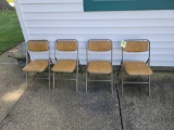 Set of 4 folding chairs