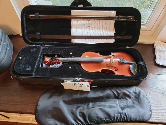 Johannes Kohr Model K500 Viola with Bow in Case