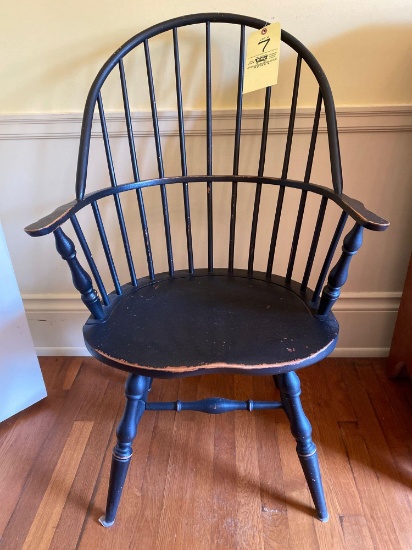 David T. Smith custom made Windsor style arm chair, 39.5" tall.