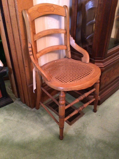 Cane seat chair