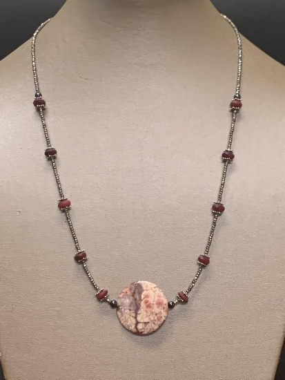 A beautiful and versatile 20" necklace