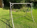 Swing frame with swing