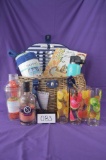 Time for a Picnic! This picnic basket contains silverware, a wine bottle opener, mini salt and