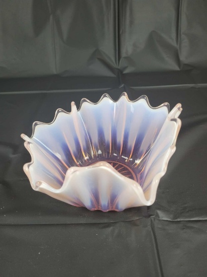 Fenton opalescent vast 4 inches tall