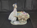 Lladro Love's Tender Tokens 6521 Approx. 9in Tall
