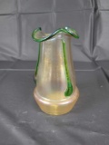Webber verre-de-sou trifold vase, 6 1/2 inches tall