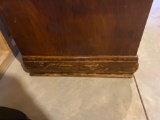 Old Roos waterfalls blanket chest, needs some refinishing.