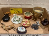 Miniature tea set, Rowe pottery rabbit, etc.