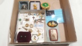 Mixed jewelry lot, pins, trinket box, loose morganite