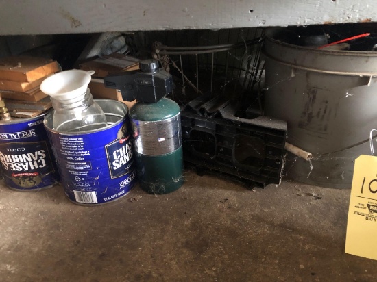 Hardware, egg basket