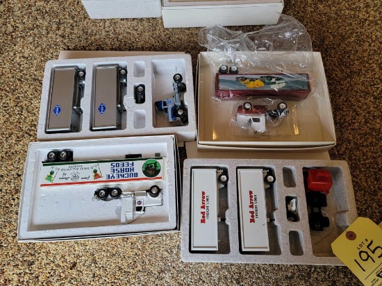 (4) Winross Die Cast Trucks