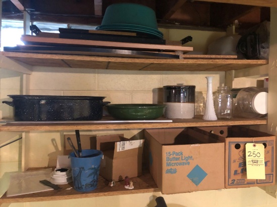 Crock, roaster, villages, household