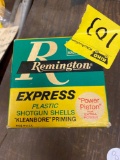 1 box Remington plastic shotgun shells