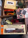 Train items, cars, accessories, HO scale