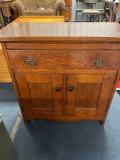 Cabinet with one drawer