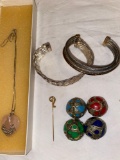 (4) Gandera beads, (2) bracelets, stick pin, necklace w/ pendant.