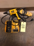 Dewalt dw268 versa clutch screwdriver and dw660 cut out tool and accessories