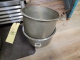 (2) Stainless Steel Mixing Bowl