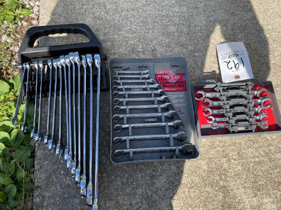 Wrenches 11pc metric 5pc metric 14pc standard up to 1 1/4in