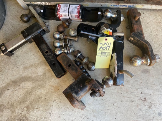 Hitches, various sized balls