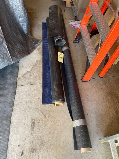 Rubberized mats on roll
