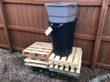 Trash cans and pallets