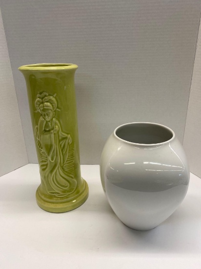 Chartreuse geisha lady vase 12 inch Rosenthal squared vase
