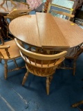maple table with 5 chairs and leaves
